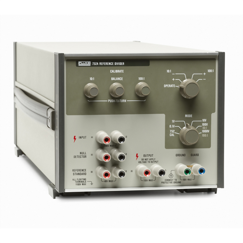 FLUKE_Reference_Divider_752A_2