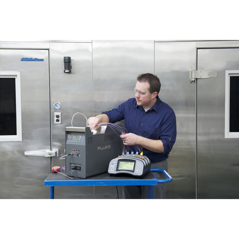 FLUKE_Ultra-Cool_Field_Metrology_Well_9190A_2