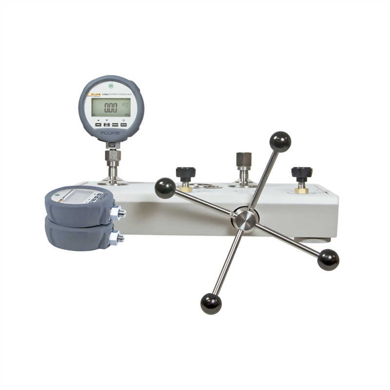 FLUKE_Pneumatic_Pressure_Calibrators_P5510-2700G_P5513-2700G_2