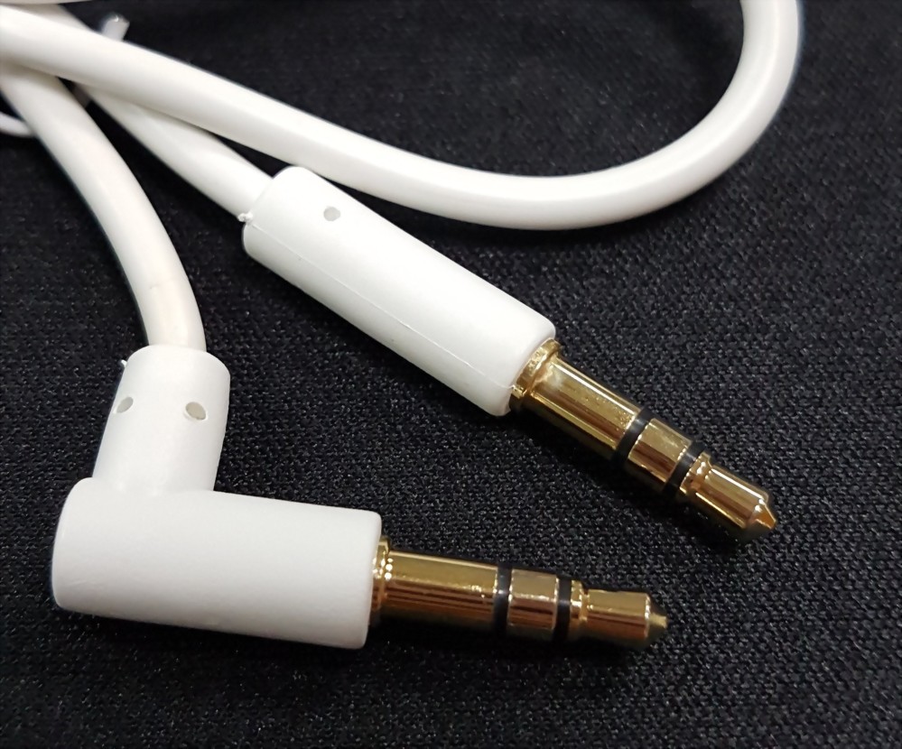 3.5mm Stereo Plug Straight - 3.5mm Stereo Plug Right Angle, Slim Type