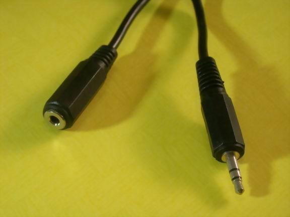 3.5MM STEREO PLUG-3.5MM STEREO JACK
