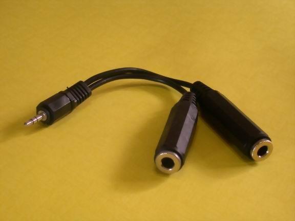 3.5MM STEREO PLUG-2X6.3MM STEREO JACKS