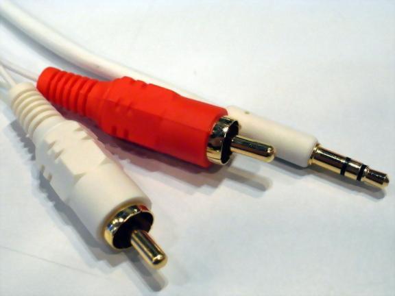 3.5mm Stereo Plug To 2xRCA Plugs