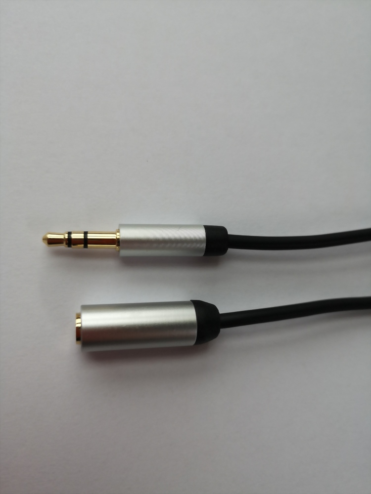 JR 9504QS