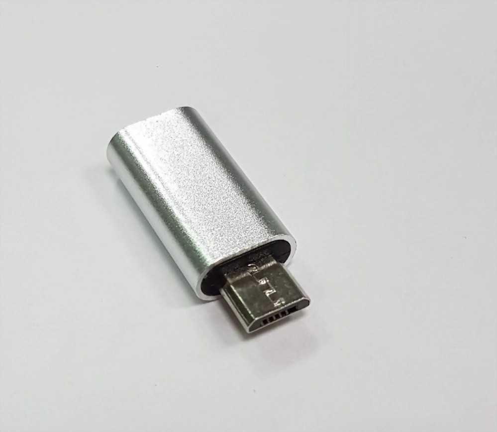 USB C Female to Micro Male Adaptor, Metal