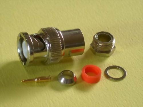 BNC MALE CLAMP TYPE