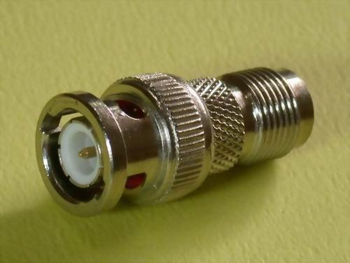 BNC MALE TO TNC FEMALE