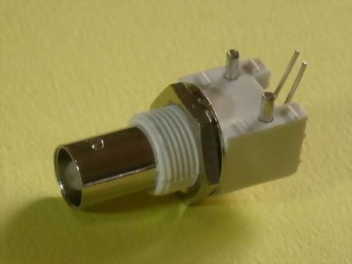 RT. ANGLE BNC FEMALE PANEL MOUNT