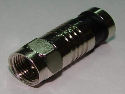 F MALE COMPRESSION TYPE (RG59, RG6)