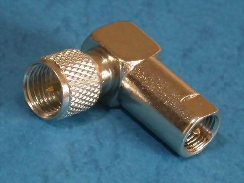 FME MALE TO MINI UHF MALE, RT. ANGLE