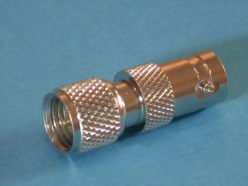 MINI UHF MALE TO BNC FEMALE