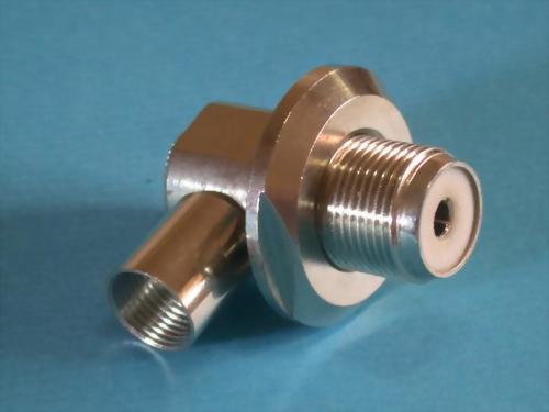 RT. ANGLE UHF FEMALE TWIST ON