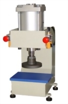 空壓型裁切機-900KG