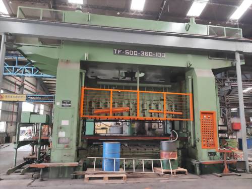 金豐CHINFONG 自動移動沖床