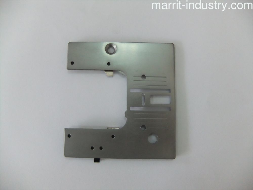 Needle Plate, Singer #137306-901