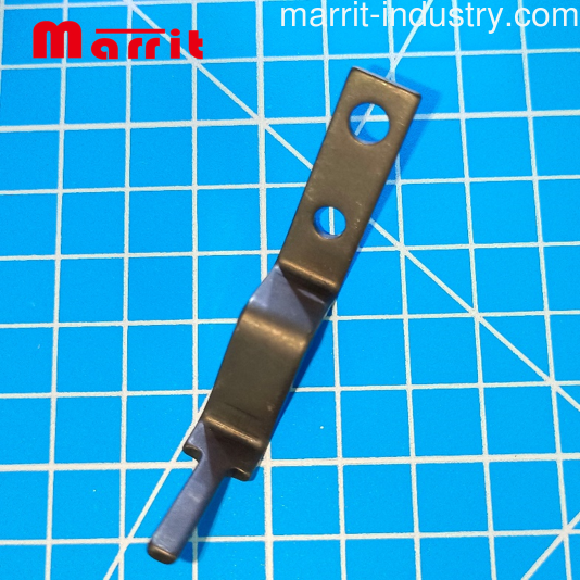 #91-166 670-15 RETAINER FOR PFAFF SEWING MACHINE PARTS