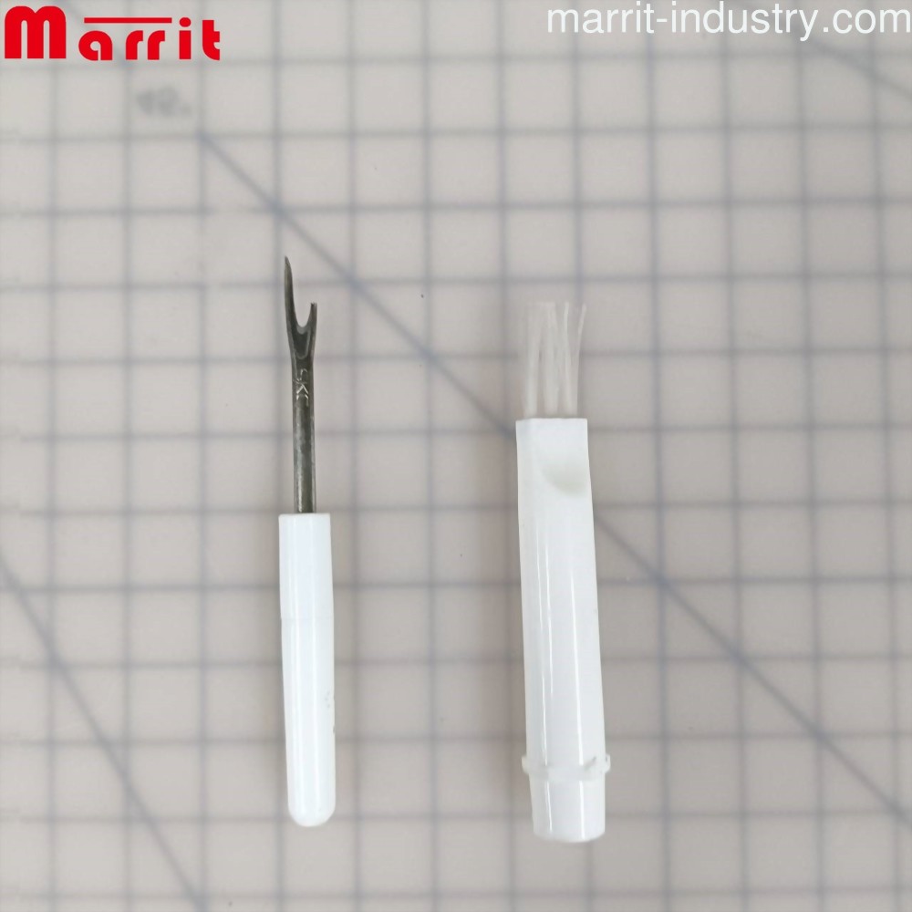 #118R SKC Seam Ripper with lint Brush and head