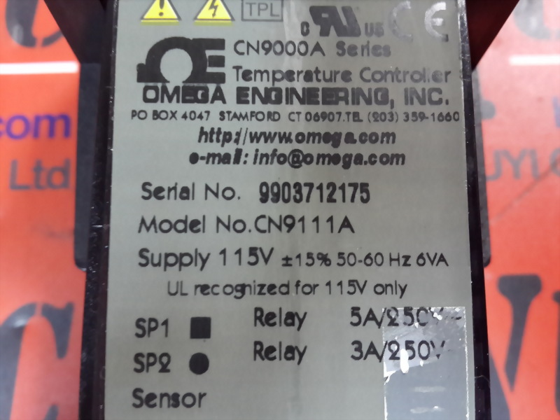 OMEGA CN9000A SERIES CN9111A TEMPERATURE CONTROLLER