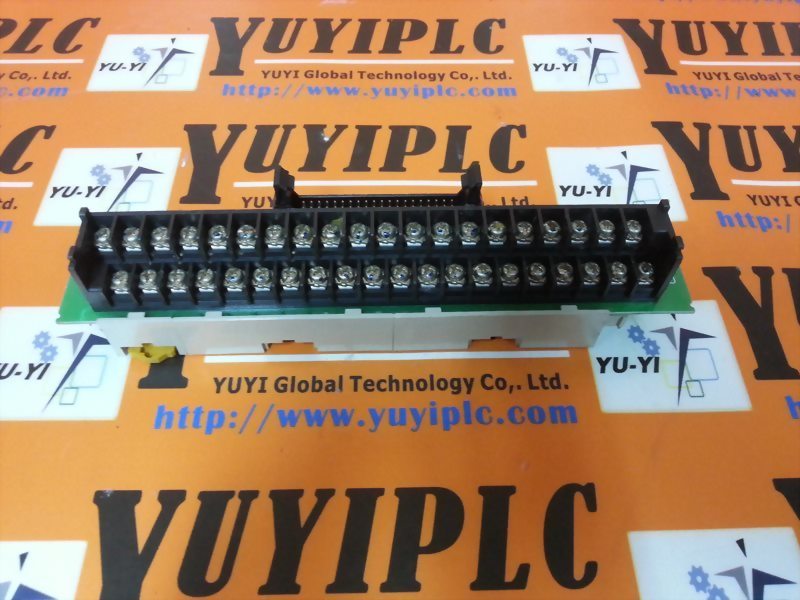 OMRON XW2B40G5 TERMINAL BLOCK