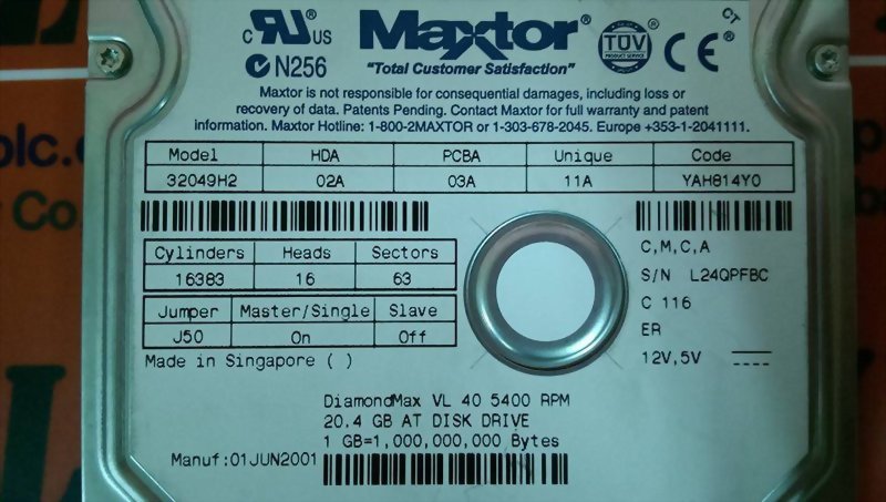 Hard Disk Maxtor DiamondMax VL 20 10GB – 5400 RPM, ATA IDE, 3.5 Pollici, Modello 91021U2, Nuovo