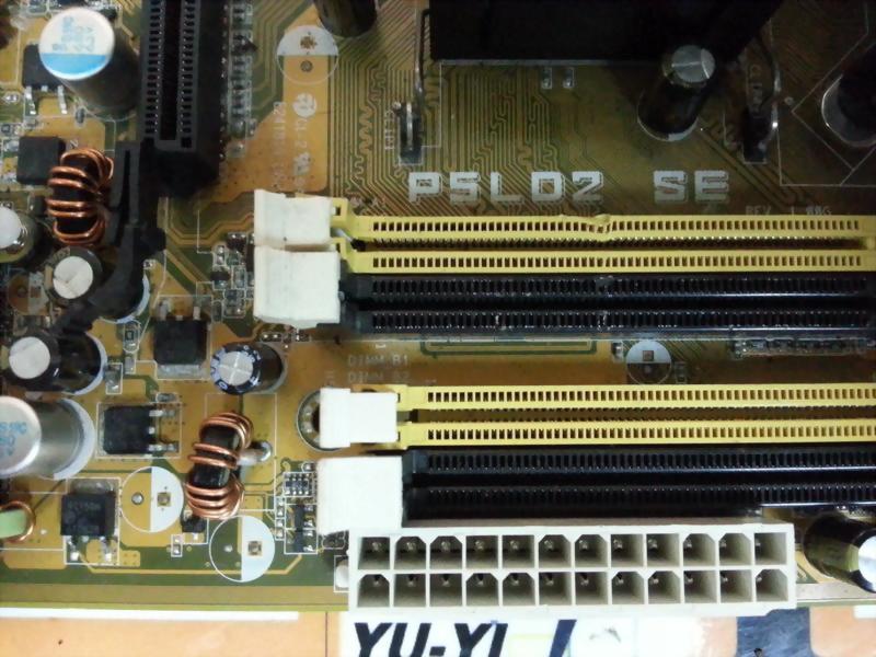 Scheda Madre MSI Ms-7204 Ver :3 .1 Presa 775 DDR2 PCI E Mbtx Intel 945P