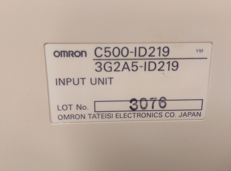 1PC NEW IN BOX OMRON PLC C500-ID219