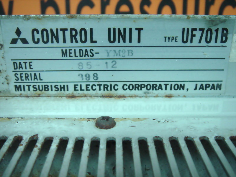 MITSUBISHI CONTROL UNIT UF701B MELDAS-YM2B