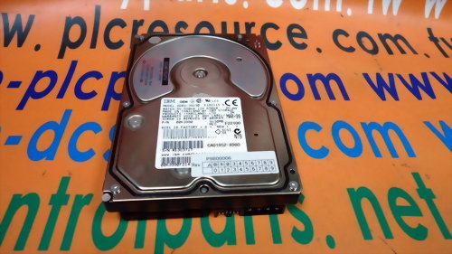 HARD DRIVE IBM DDRS-39130 / 00K3990 9.1GB