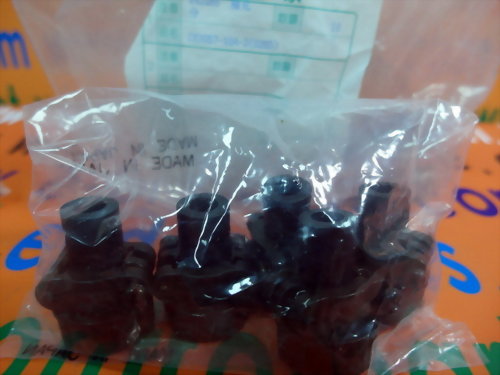 DDK CE3057-10A-3 CABLE CLAMP, WATERPROOF, #18, OLIVE