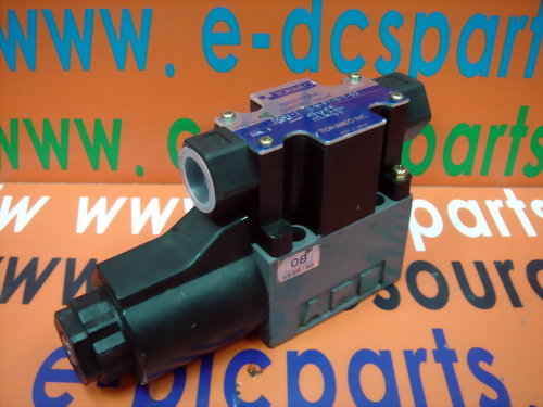 TOKIMEC DG4V-3-0B-M-P7-H-7-52 HYDRAULIC VALVE