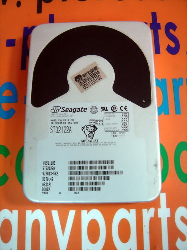 SEAGATE HARD DRIVE ST32122A 2.1GB / 3.5INCH