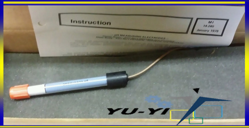 FOXBORO ELECTRODE Q0104PE AND QO104PF