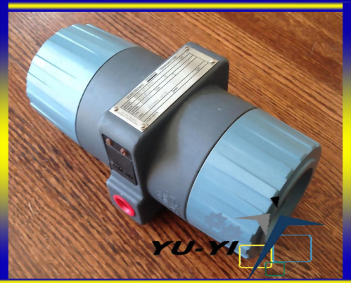 FOXBORO ELECTRONICS TRANSMITTER 870EC-TF17A