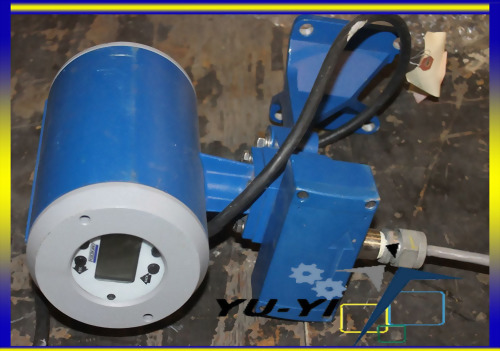 FOXBORO IA SERIES INVENSYS MASS FLOWMETER CFT50-B1EA1BR-B