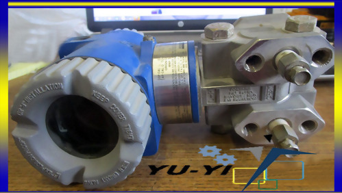 FOXBORO INDICATING PRESSURE TRANSMITTER IMV30-D22BD21F-M1L1