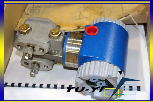 FOXBORO INVENSYS IA PRESSURE TRANSMITTER IDP10-D20B21E-M2L1