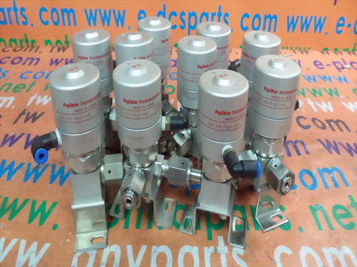 FUJIKIN INCORPORATED O.P.3.5~5KGF/CM2G TYPE N.C. / 316L