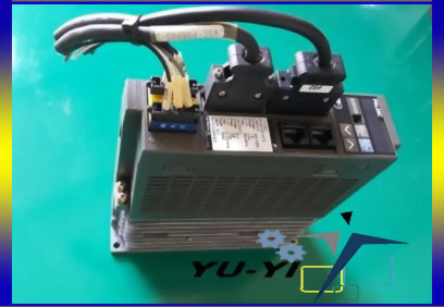 FUJI FALDIC SERVO MOTOR DRIVER RYC201D3-VVT2 200W