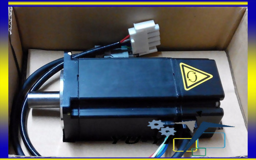 FUJI GYS401DC1-CB-ZB5 AC SERVO MOTOR