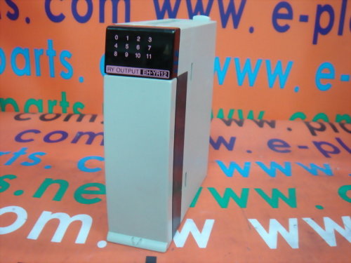 HITACHI PROGRAMMABLE CONTROLLER RY OUTPUT EH-YR12 / EH-YR12