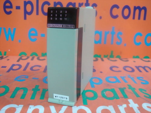 HITACHI PROGRAMMABLE CONTROLLER RY OUTPUT EH-YR12