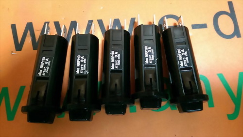 IDEC CIRCUIT BREKER AT25C 3A 250VAC 32VDC NRF