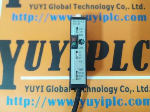 KEYENCE FS2-62 FIBER OPTIC SENSOR
