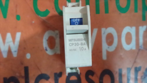 MITSUBISHI CIRCUIT PROTECTOR CP30-BA POLE 1 10A