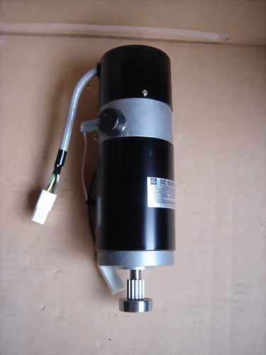 SHIBAURA DC SERVO MOTOR TS1905N202E11 80W 4000RPM