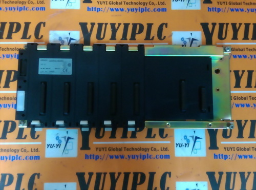 OMRON C200HW-BC051 CPU BASE