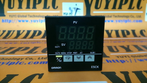 OMRON E5CK-QR1F DIGITAL CONTROLLER