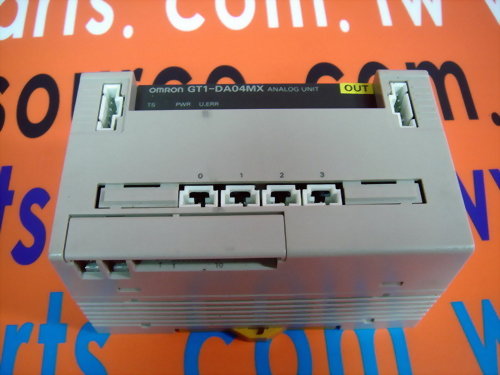 OMRON GT1-DA04MX ANALOG UNIT 24VDC 0.1A