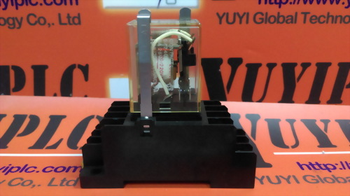 OMRON MY2 200/220VAC RELAY WITH BASE PYC-A1