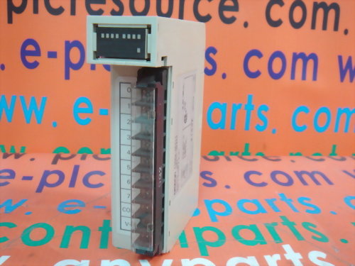 OMRON OUTPUT UNIT C200H-OD213